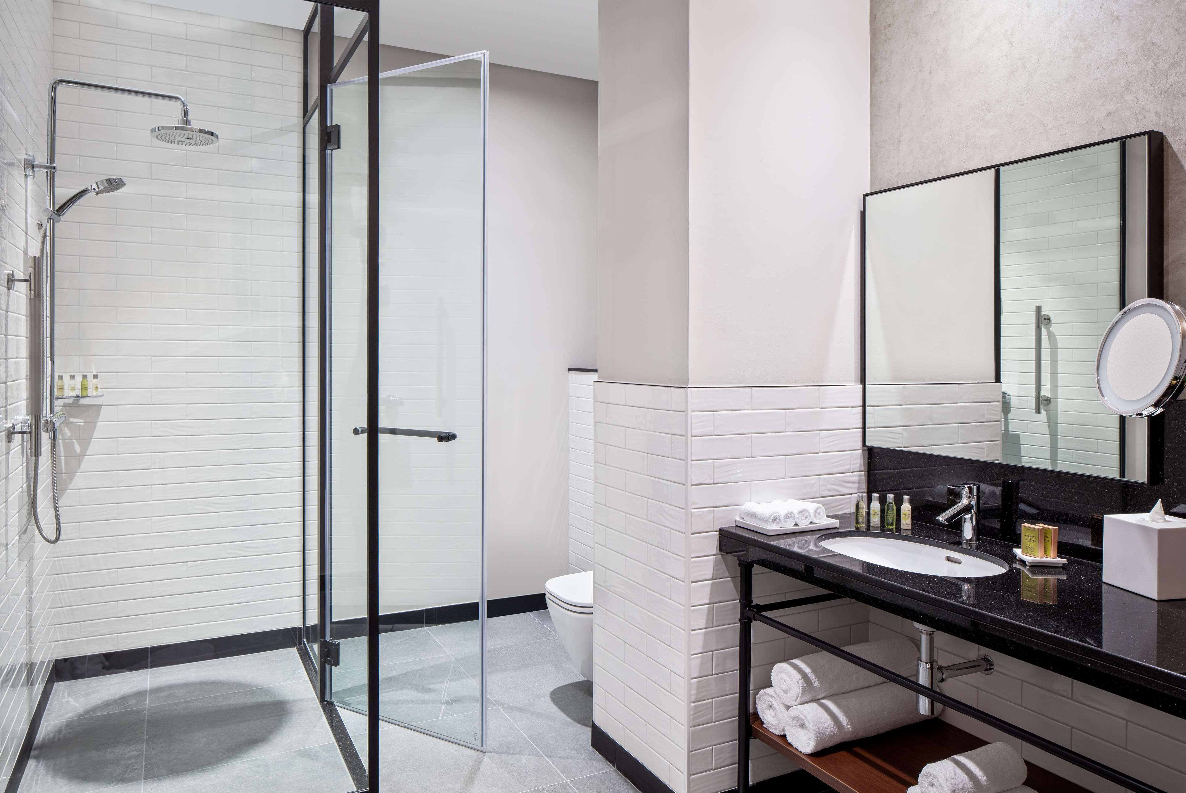 Doubletree By Hilton And Residences - Al Barsha Apart-hotel