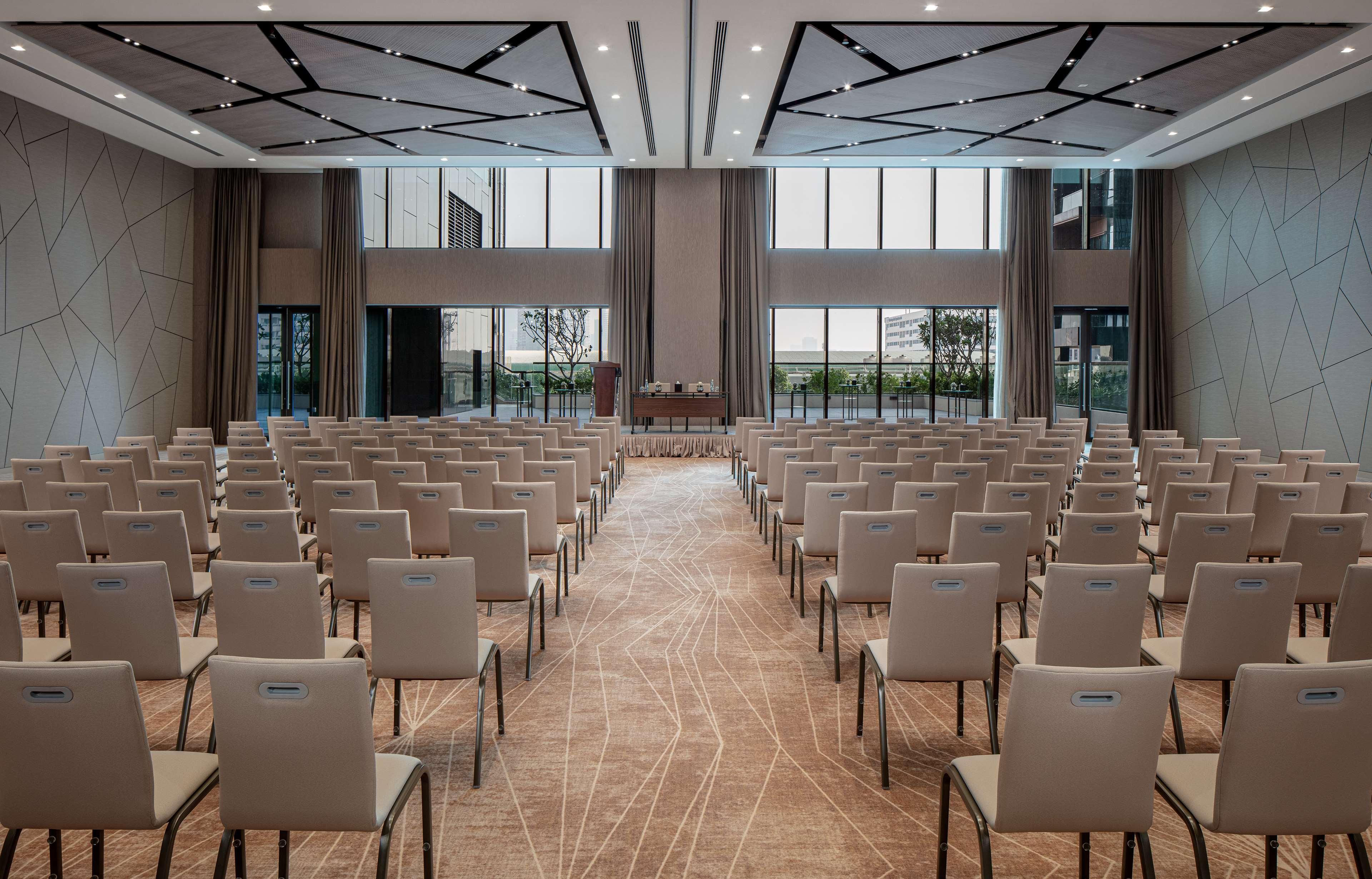 Apart-hotel Doubletree By Hilton And Residences - Al Barsha Dubai