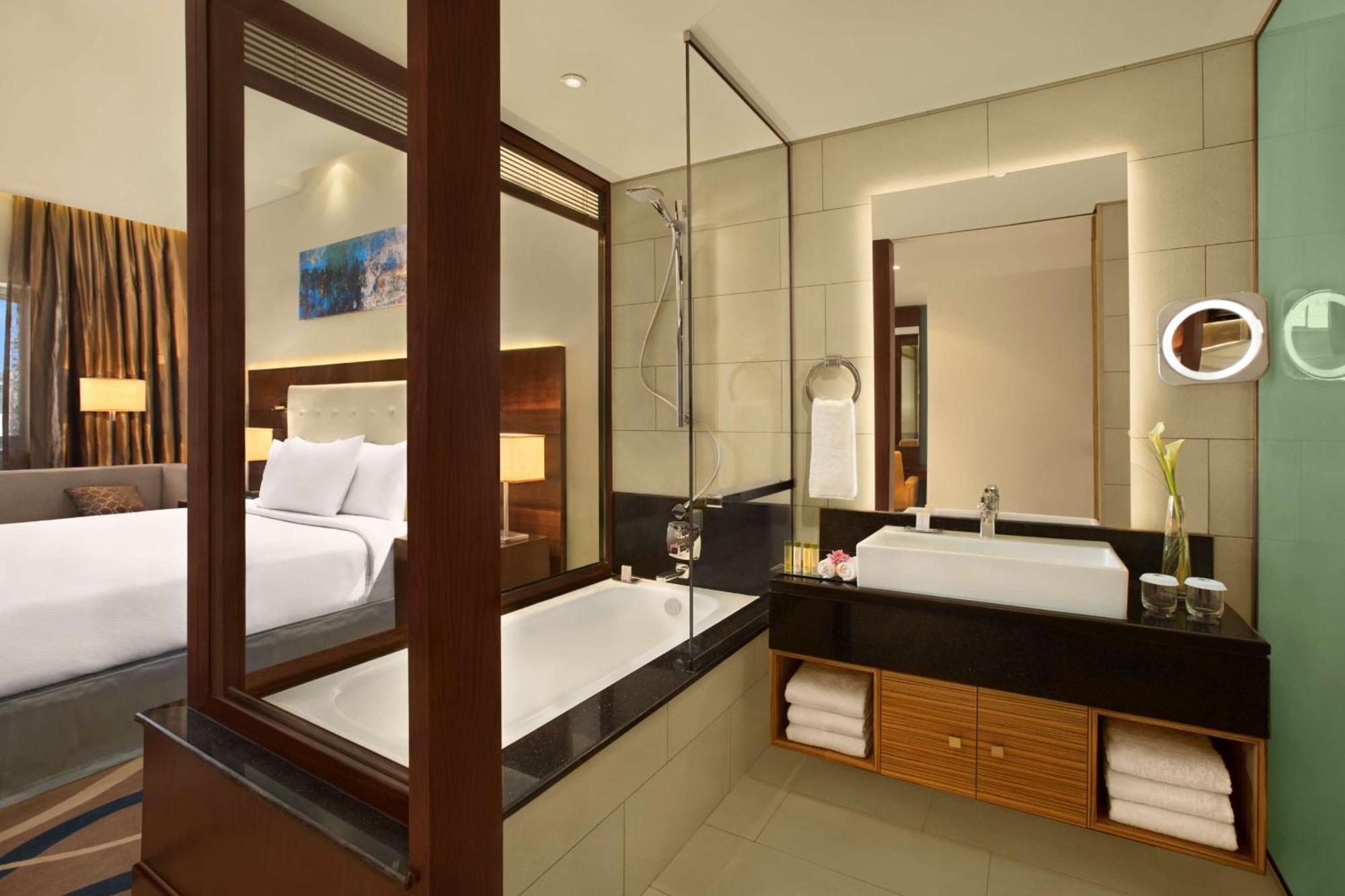 Doubletree By Hilton And Residences - Al Barsha Apart-hotel 4*